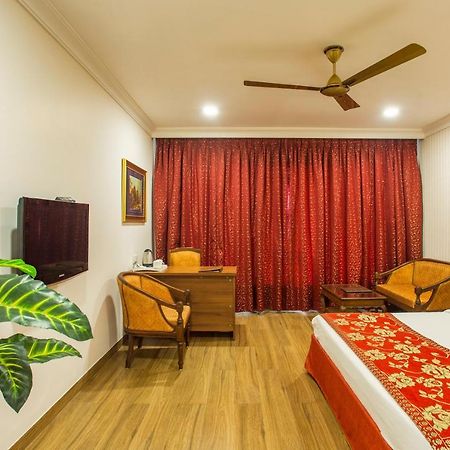 The Grand Regency Hotel Rajkot Ngoại thất bức ảnh
