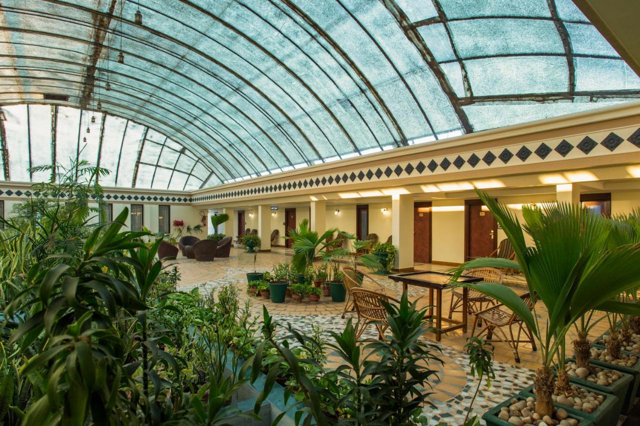 The Grand Regency Hotel Rajkot Ngoại thất bức ảnh