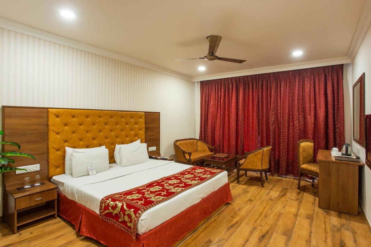 The Grand Regency Hotel Rajkot Ngoại thất bức ảnh