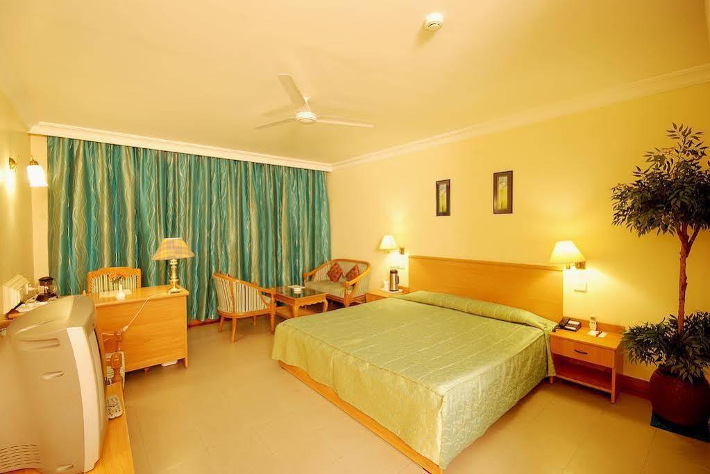 The Grand Regency Hotel Rajkot Ngoại thất bức ảnh